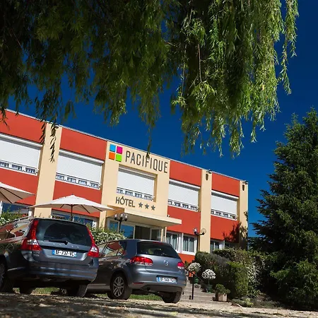 Le Pacifique Citotel 3* Riom