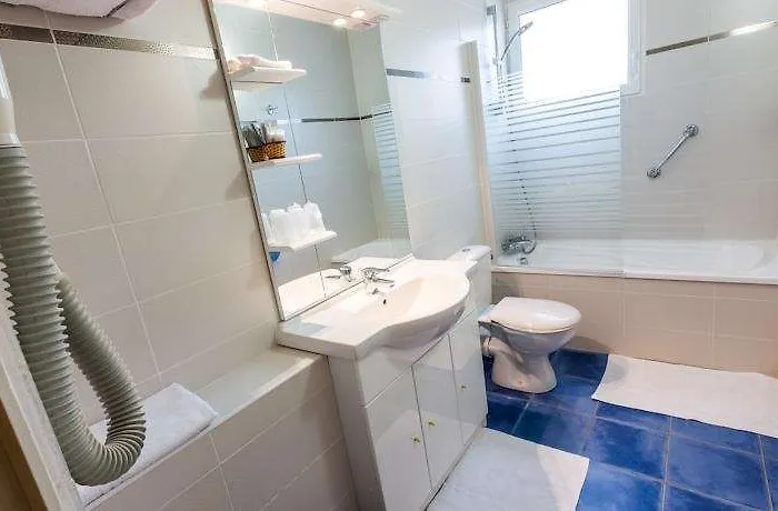 Le Pacifique Citotel 3* Riom