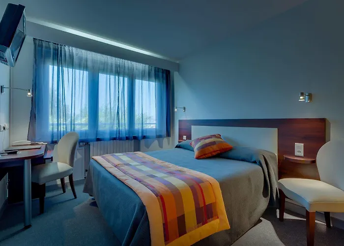 Le Pacifique Citotel 3* Riom